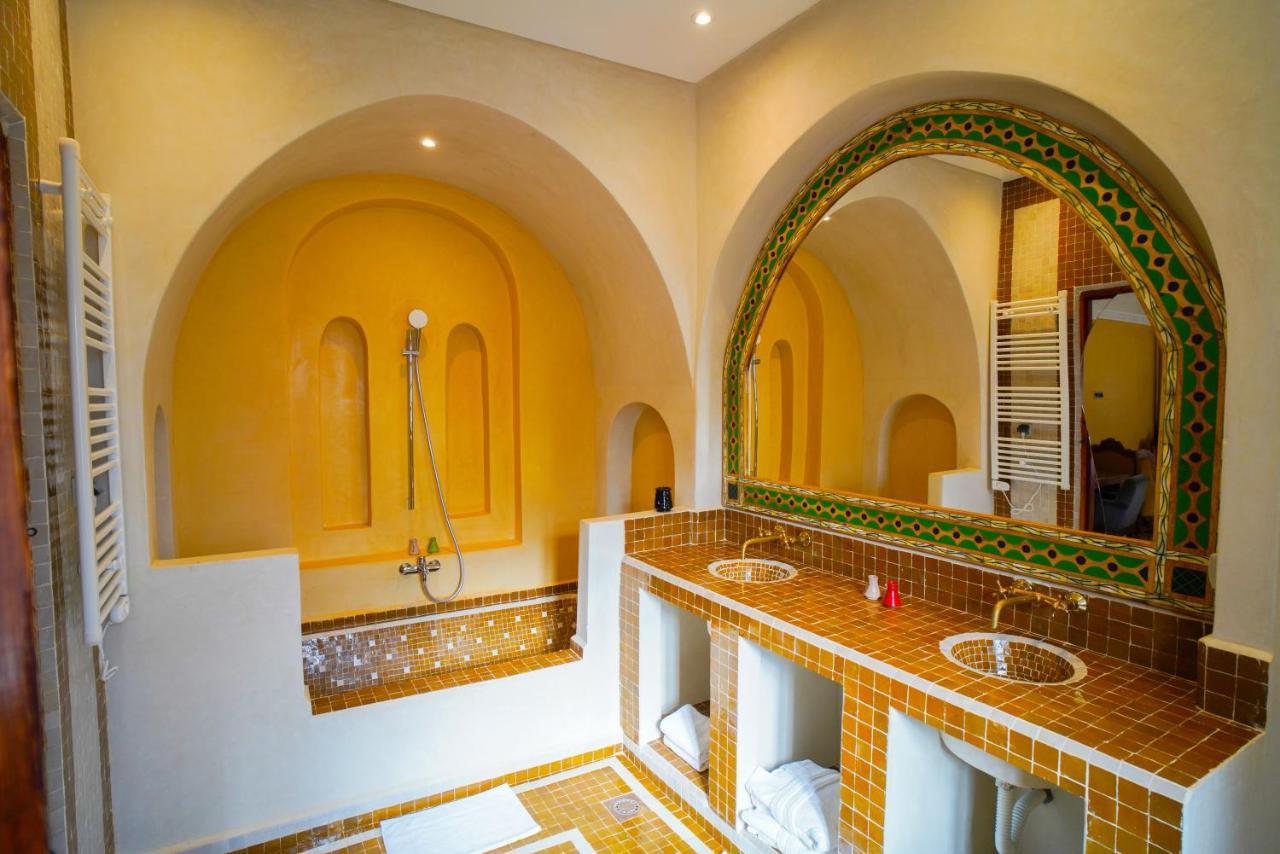 Kasbah Hnini Hotel Igdourane Exterior photo