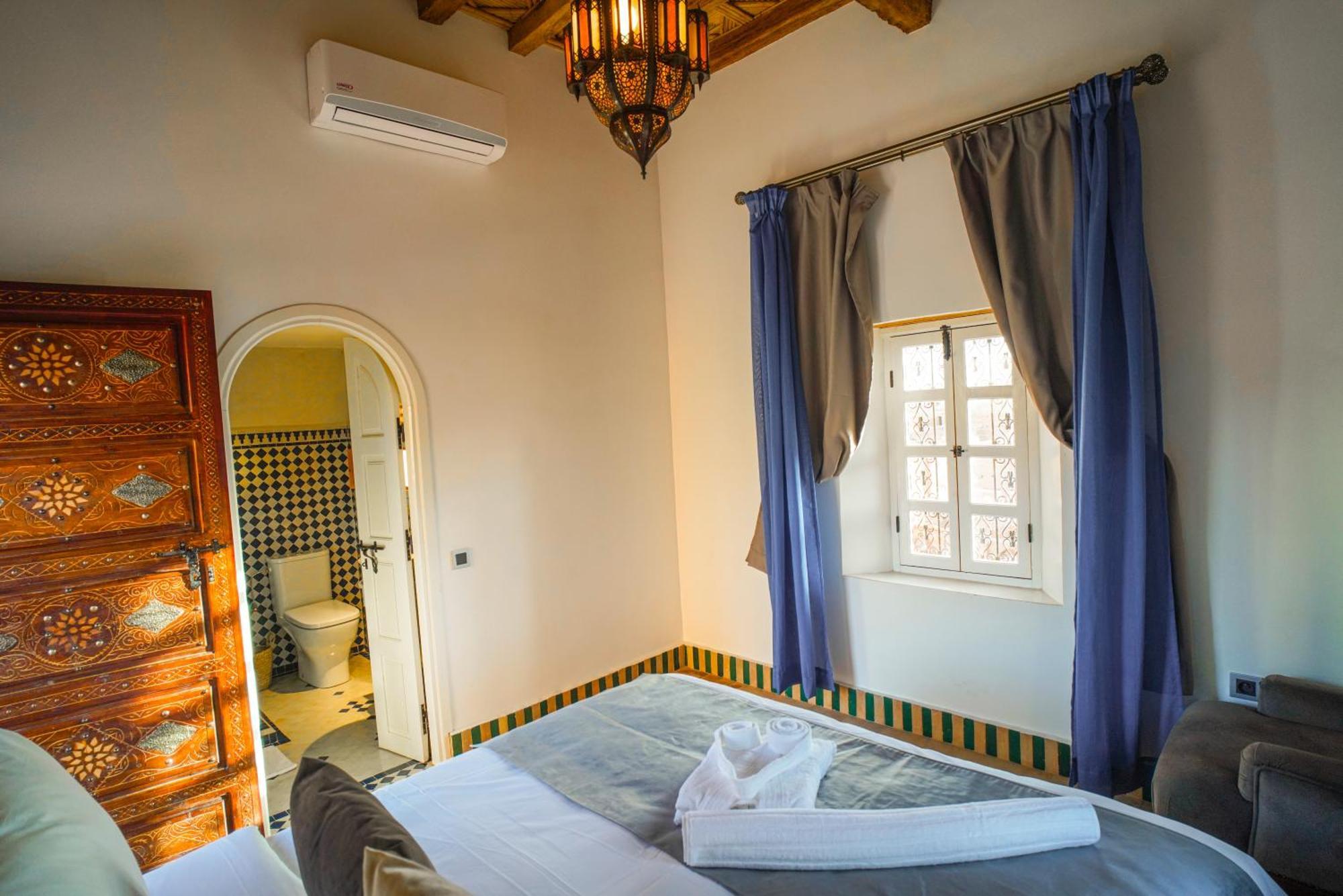 Kasbah Hnini Hotel Igdourane Room photo